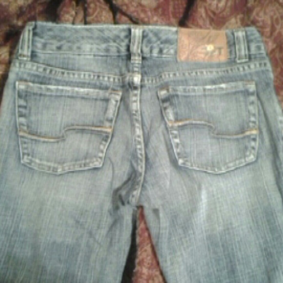 Jeans - Picture 2 of 3