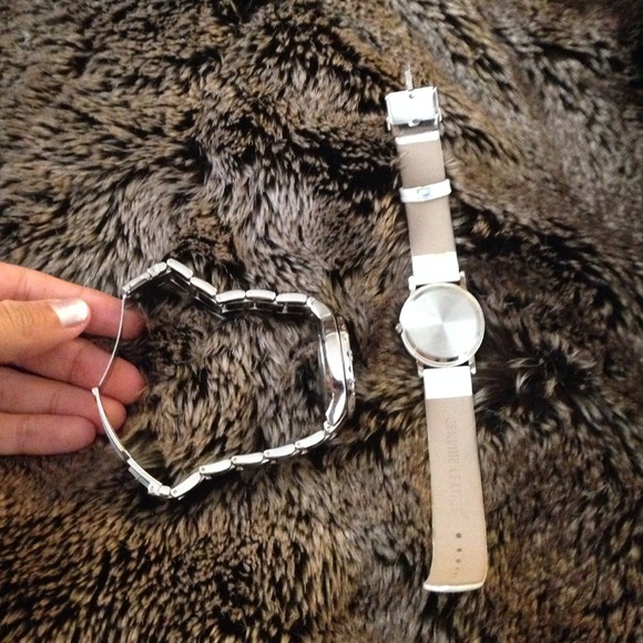 Watch bundle🎉🎁 - Picture 4 of 4