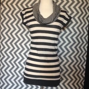 Cream and charcoal cowl neck tunic
