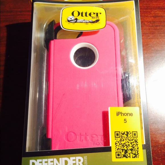Otterbox for NIcole chinn - Picture 1 of 3