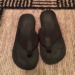 Black Reef flip flops