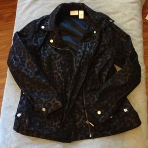 Black leopard lightweight jacket.