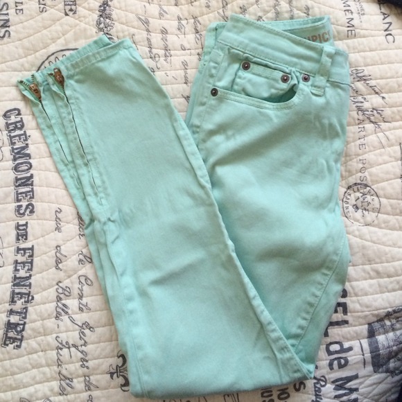 FLASH SALE! Jcrew toothpick denim - Picture 2 of 4