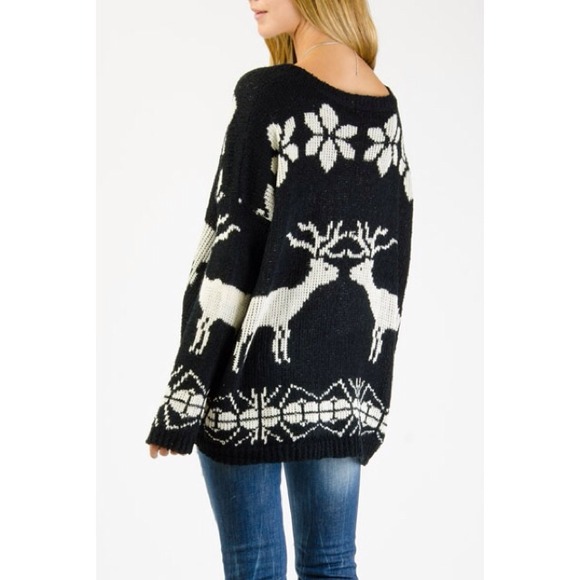 FLASH SALE REINDEER SWEATER in GRAY or BLK Avail in S/M M/L and XL✨ - Picture 5 of 8