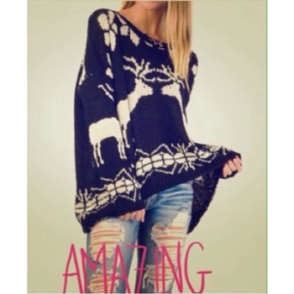 FLASH SALE REINDEER SWEATER GRAY or BLK S/M M/L✨