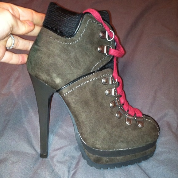 SOLD !!High heel boots SOLD !!