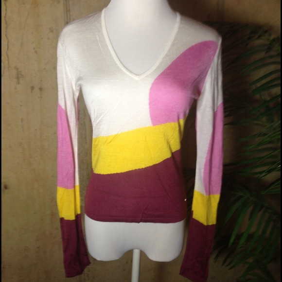 Chanel light sweater shirt rayon/silk blend