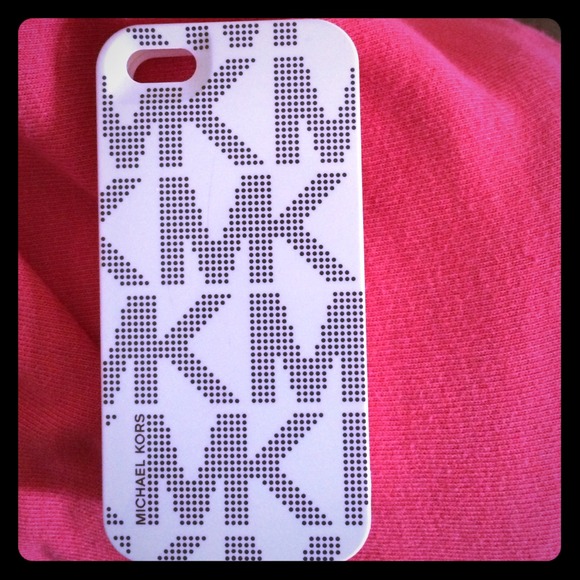 🚫🚫🚫🚫SOLD🚫🚫🚫🚫Michael kors iPhone 5 case
