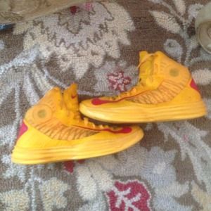 Hyper dunks 2012 completely authentic