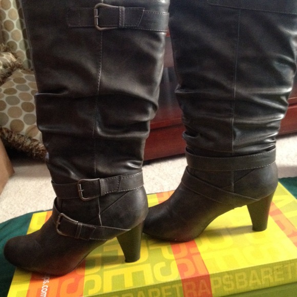 Madden Girl Prepie Boots