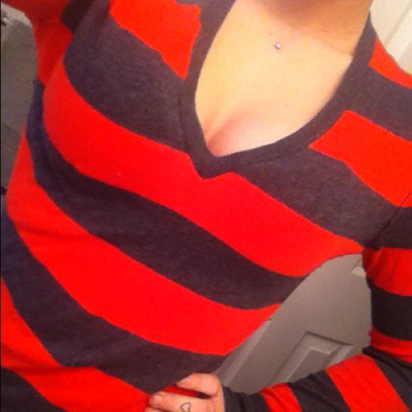 Orange and grey Nollie v neck