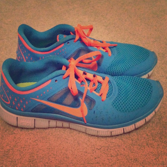 🚫Sold🚫 Nike Free Shoes with iPod Sensor
