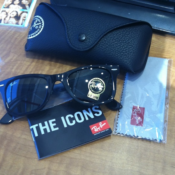 Original wayfarers raybans