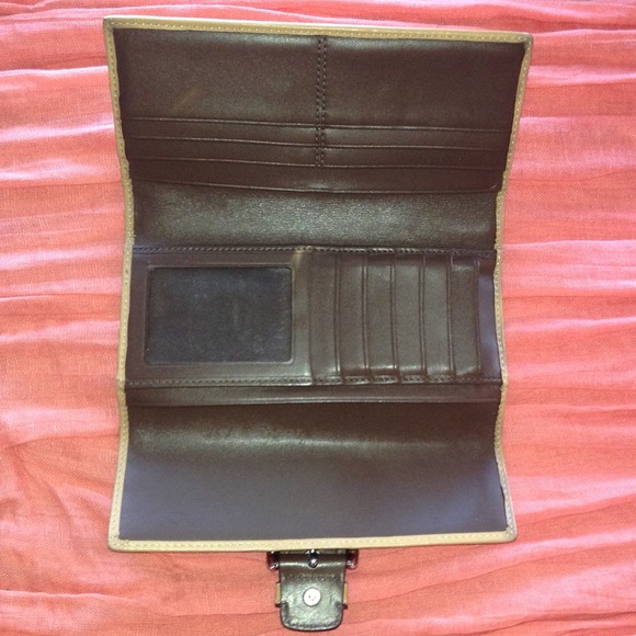 Vintage Coach Wallet - Picture 3 of 4