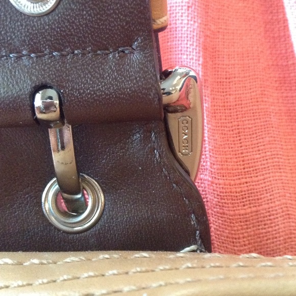 Vintage Coach Wallet - Picture 4 of 4