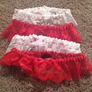 Bundle of 4 garters