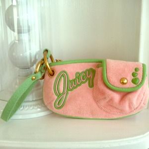 JUICY WRISTLET