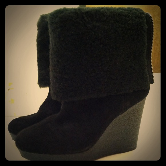 KORS Michael Kors emmet suede wedge shearlingboots