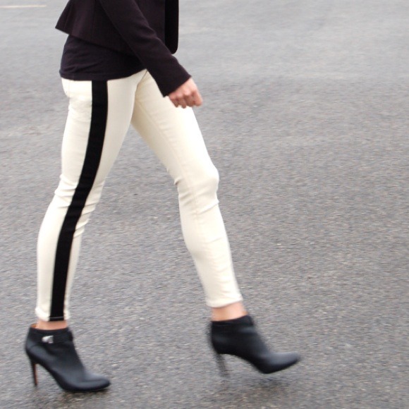 Hudson Jeans Denim - ✖️RESERVED - Hudson Tuxedo Stripe Skinny Jeans