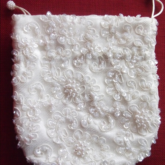 Lace, pearl & rhinestone bridal bag