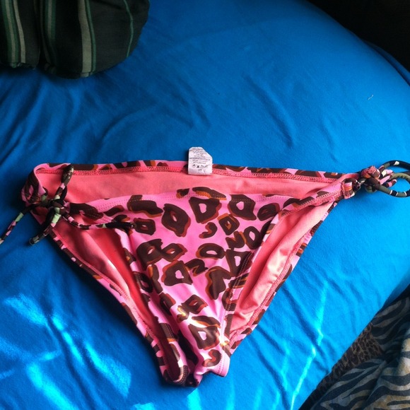 Bikini set❤️ - Picture 3 of 4