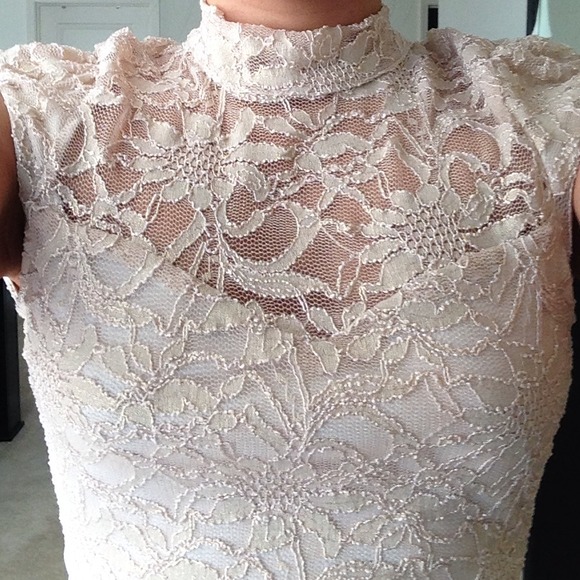 Backless, Lace top, peplum dress 👗💋😍 - Picture 3 of 4