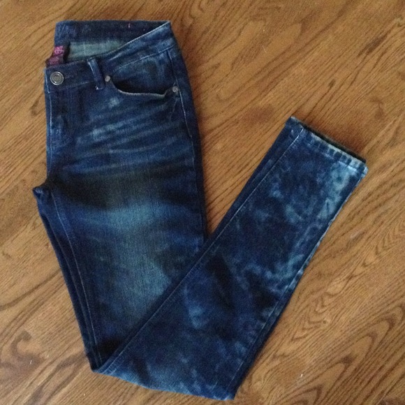Bubblegum Dark Acid Wash Skinny Jeans