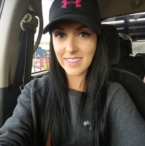 Meet Your Posher, Brooke - Picture 7 of 8