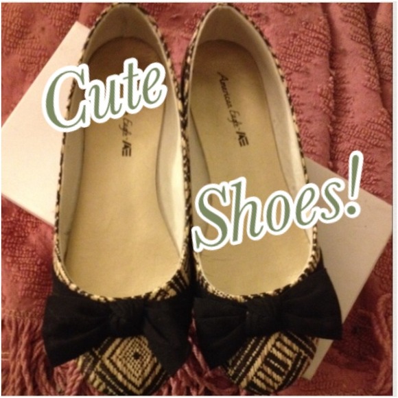 Black bow flats