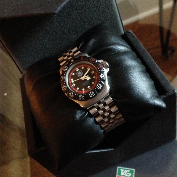 **SOLD ON eBay**TAGHeuer Ladies Formula 1 SS Watch