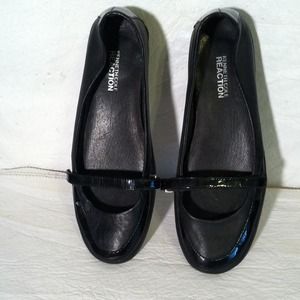 Kenneth Cole Reaction ballet flat w/ Velcro strap