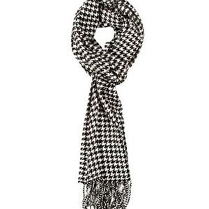 Small Houndstooth Print Cashmere Scarf