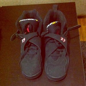 ✋ Hold for @lesliekins Retro 8 playoffs