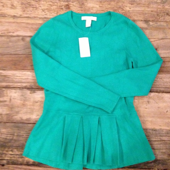 Banana Republic XS  emerald green peplum sweater