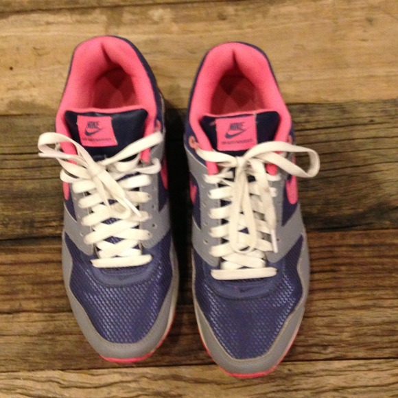 NIKE AirMax pink,blue &grey gym shoes