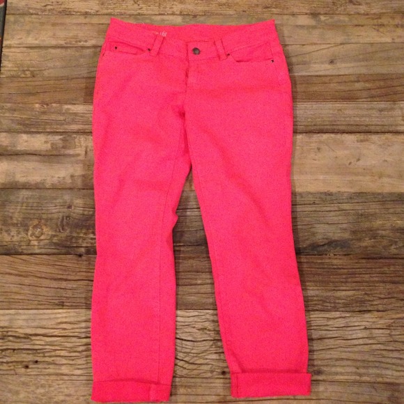 Ann Taylor Capri low rise pants