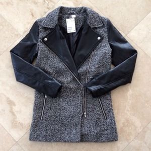 H&M Jackets & Coats - ✋HOLD 4 @shoppinaddict34✋ H&M biker-style jacket H&M Jackets & Coats - ✋HOLD 4 @shoppinaddict34✋ H&M biker-style jacket