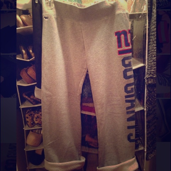 Victoria's Secret Pants - VS PINK Giants Sweat Pants