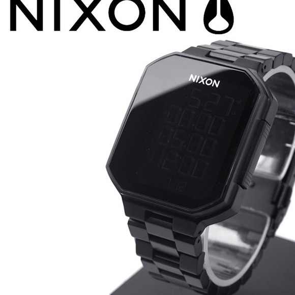 Nixon Synapse Watch in All Black