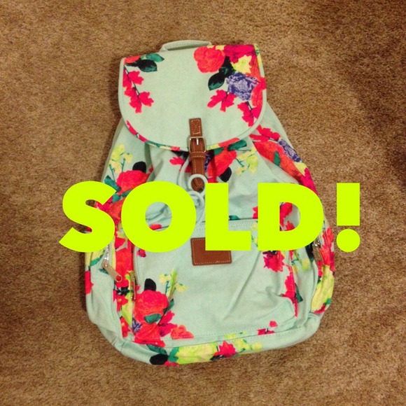 ?Victoria\'s Secret Floral Backpack?