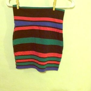 Stripped pencil skirt