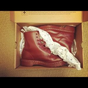 Dr. Martens 1460 mono cherry red boots