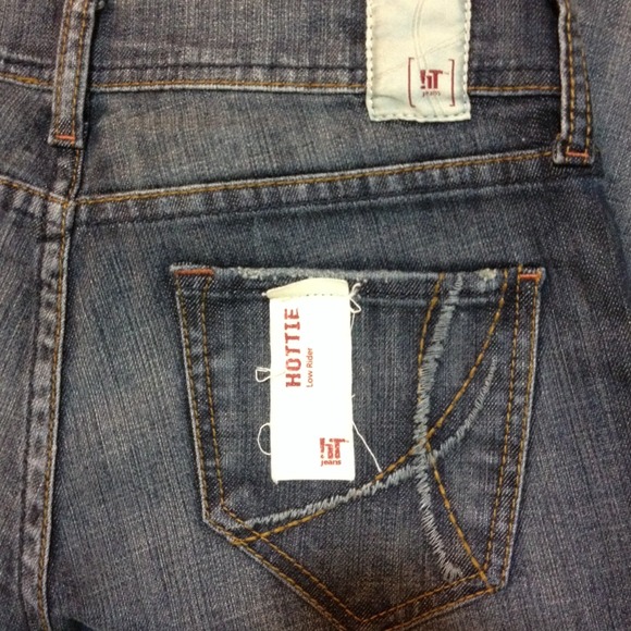 IT! Jeans - Picture 2 of 4