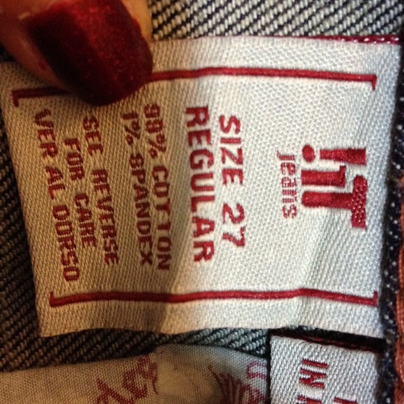 IT! Jeans - Picture 3 of 4