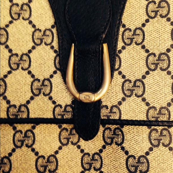 ‼️SOLD‼️Vintage authentic envelope Gucci purse!!! - Picture 3 of 4