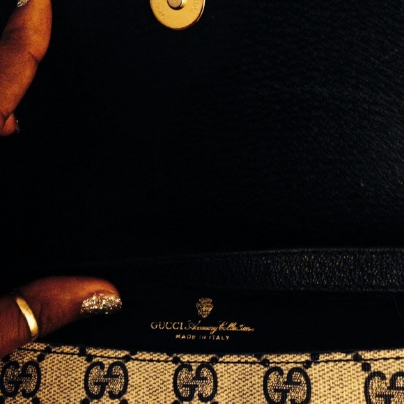 ‼️SOLD‼️Vintage authentic envelope Gucci purse!!! - Picture 4 of 4