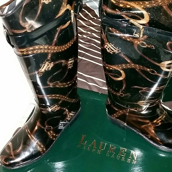 *Traded* - Picture 3 of 3