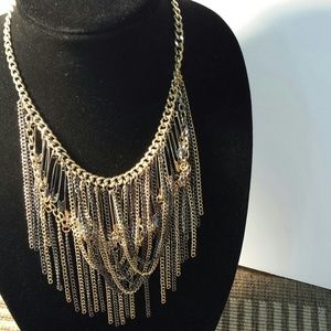 BUNDLED WAS $15! Beautiful Gold & Silver Necklace