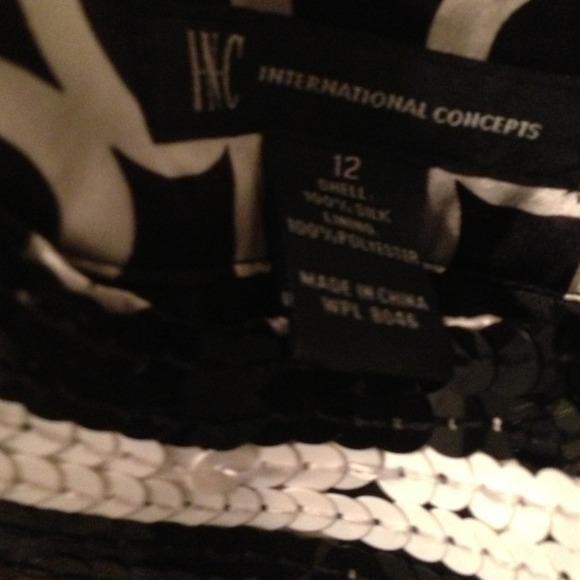 100% silk shell - Picture 2 of 3