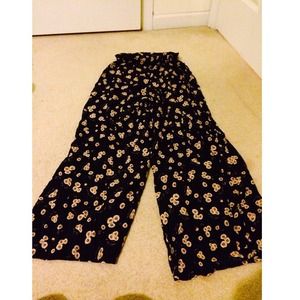 REDUCED Brandy melville aarika pants